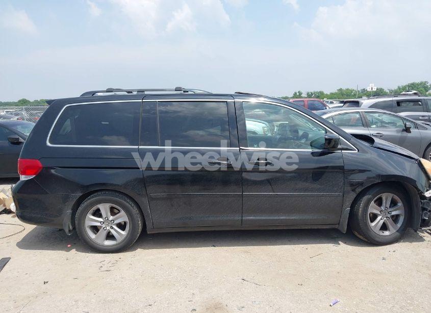 Photo 14 of 2010 Honda Odyssey TOURING (VIN 5FNRL3H90AB070720)
