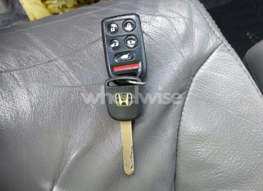 Photo 11 of 2010 Honda Odyssey TOURING (VIN 5FNRL3H92AB045401)