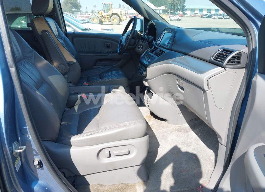 Photo 5 of 2010 Honda Odyssey TOURING (VIN 5FNRL3H92AB056186)