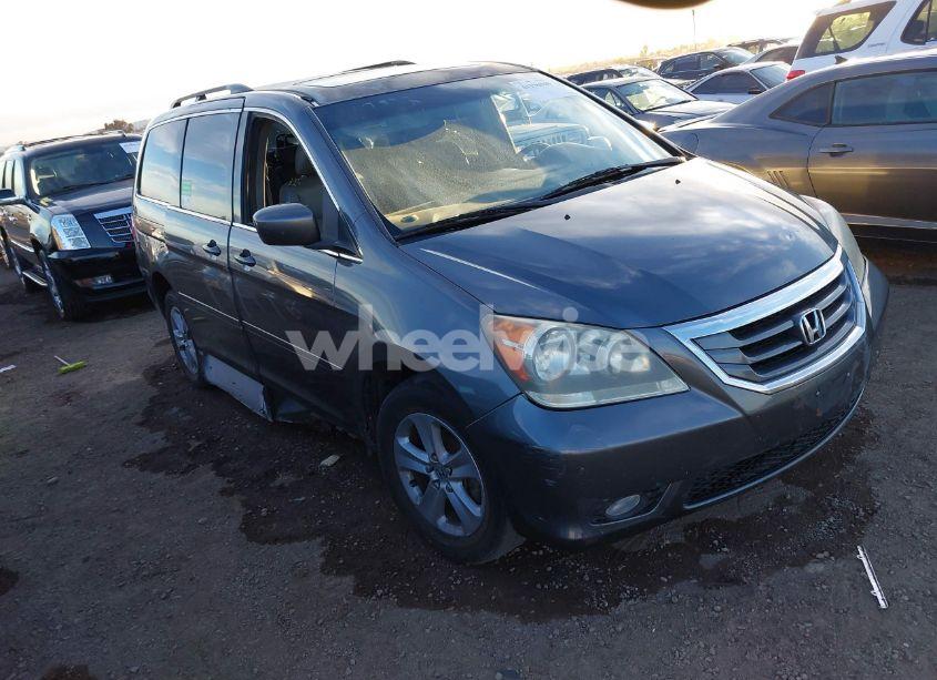 2010 Honda Odyssey TOURING (VIN 5FNRL3H92AB095859) main photo