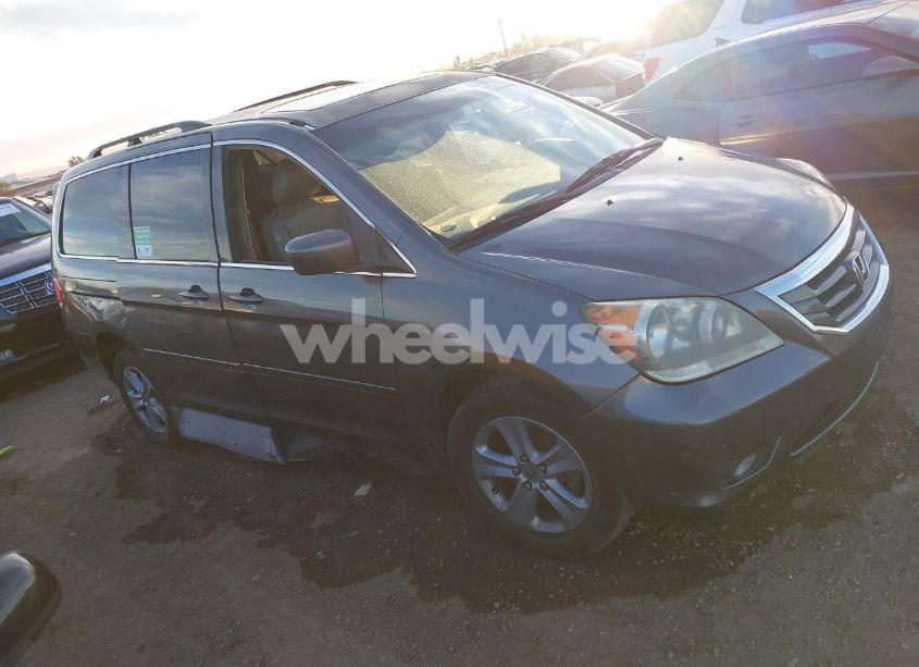 Photo 13 of 2010 Honda Odyssey TOURING (VIN 5FNRL3H92AB095859)