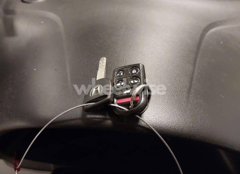 Photo 11 of 2010 Honda Odyssey TOURING (VIN 5FNRL3H92AB096879)