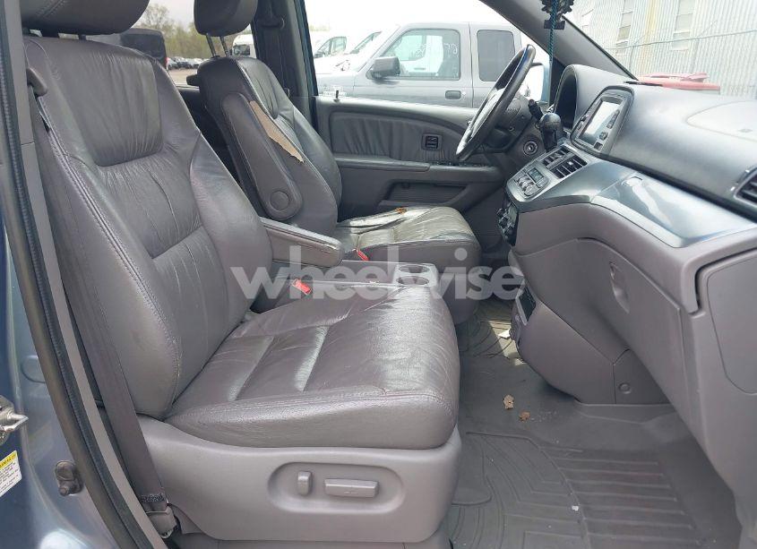 Photo 5 of 2010 Honda Odyssey TOURING (VIN 5FNRL3H93AB008129)