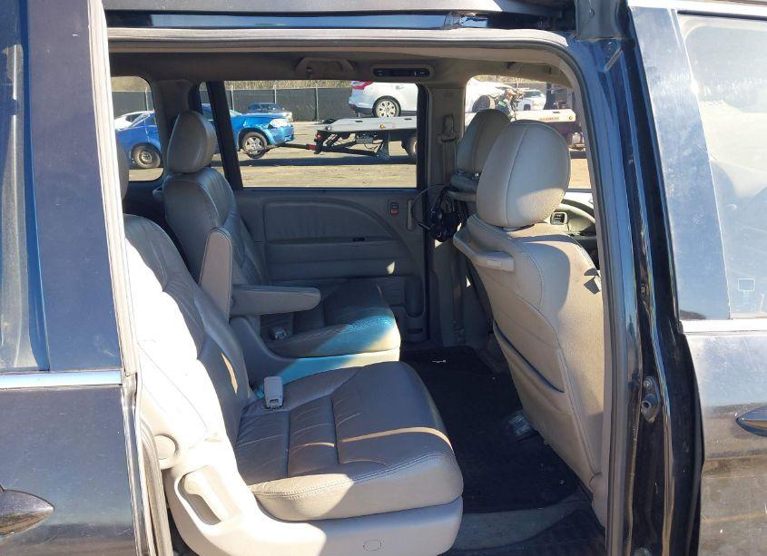 Photo 8 of 2010 Honda Odyssey TOURING (VIN 5FNRL3H93AB056987)