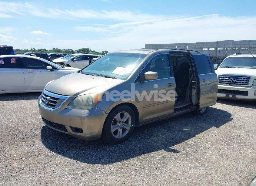 Photo 2 of 2010 Honda Odyssey TOURING (VIN 5FNRL3H93AB069531)