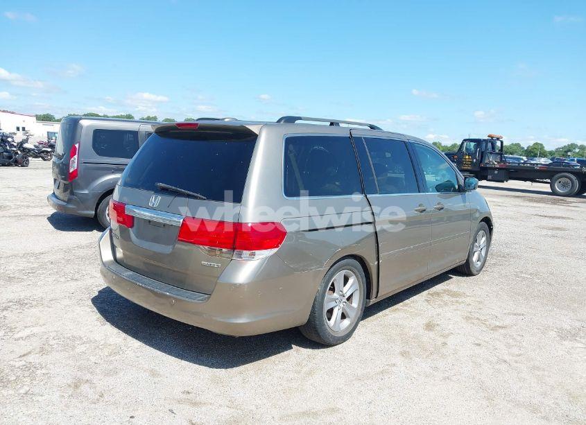 Photo 4 of 2010 Honda Odyssey TOURING (VIN 5FNRL3H93AB069531)