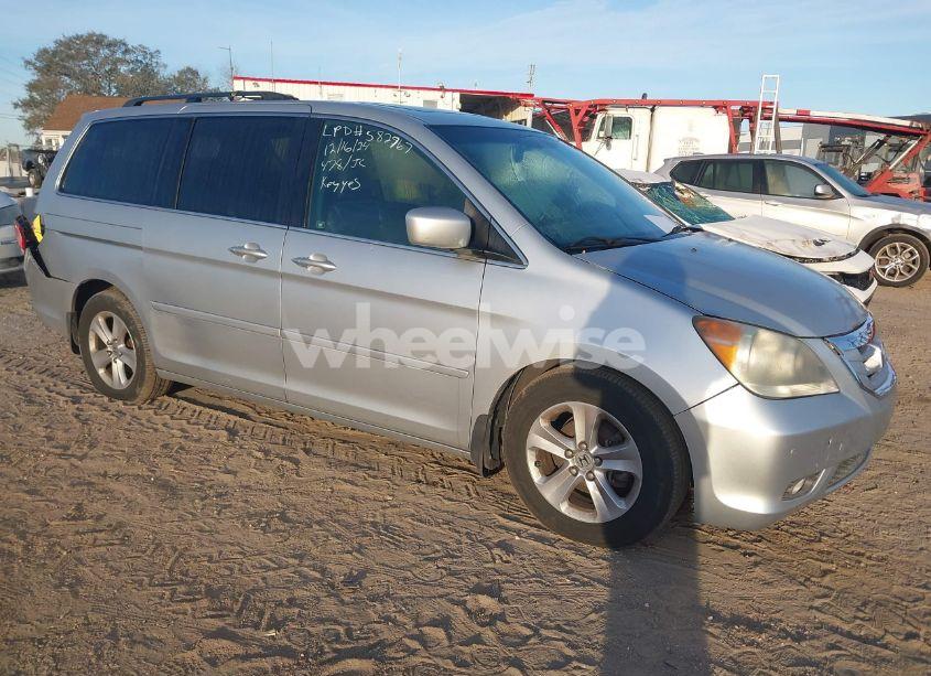 2010 Honda Odyssey TOURING (VIN 5FNRL3H94AB013484) main photo