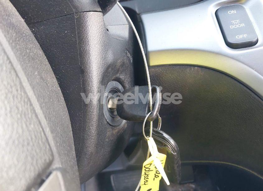 Photo 11 of 2010 Honda Odyssey TOURING (VIN 5FNRL3H94AB013484)