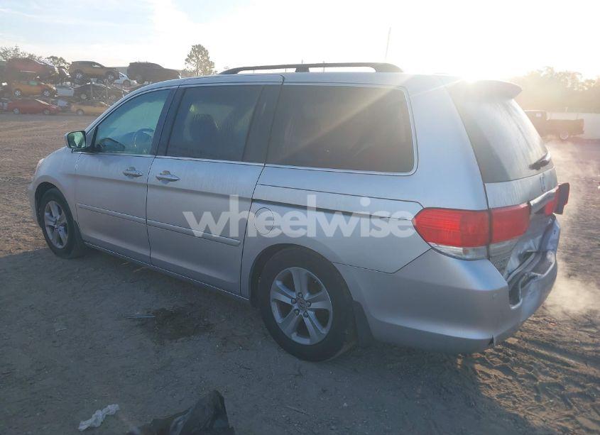 Photo 3 of 2010 Honda Odyssey TOURING (VIN 5FNRL3H94AB013484)