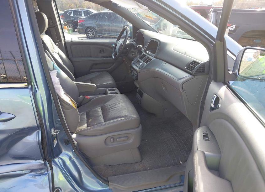 Photo 5 of 2010 Honda Odyssey TOURING (VIN 5FNRL3H94AB020144)