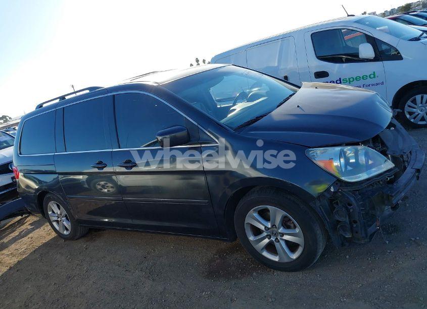 Photo 14 of 2010 Honda Odyssey TOURING (VIN 5FNRL3H96AB063920)