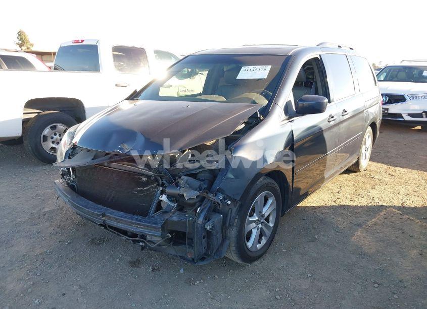 Photo 2 of 2010 Honda Odyssey TOURING (VIN 5FNRL3H96AB063920)