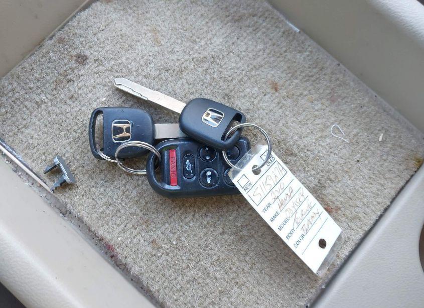 Photo 11 of 2010 Honda Odyssey TOURING (VIN 5FNRL3H98AB007865)