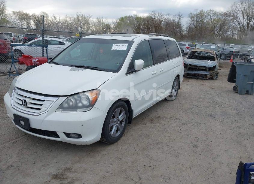 Photo 2 of 2010 Honda Odyssey TOURING (VIN 5FNRL3H99AB005395)