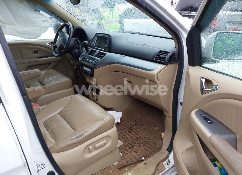 Photo 5 of 2010 Honda Odyssey TOURING (VIN 5FNRL3H99AB110387)