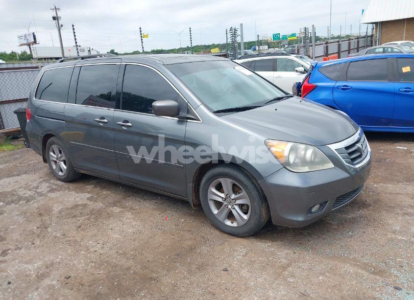 2010 Honda Odyssey TOURING (VIN 5FNRL3H99AB111555) main photo