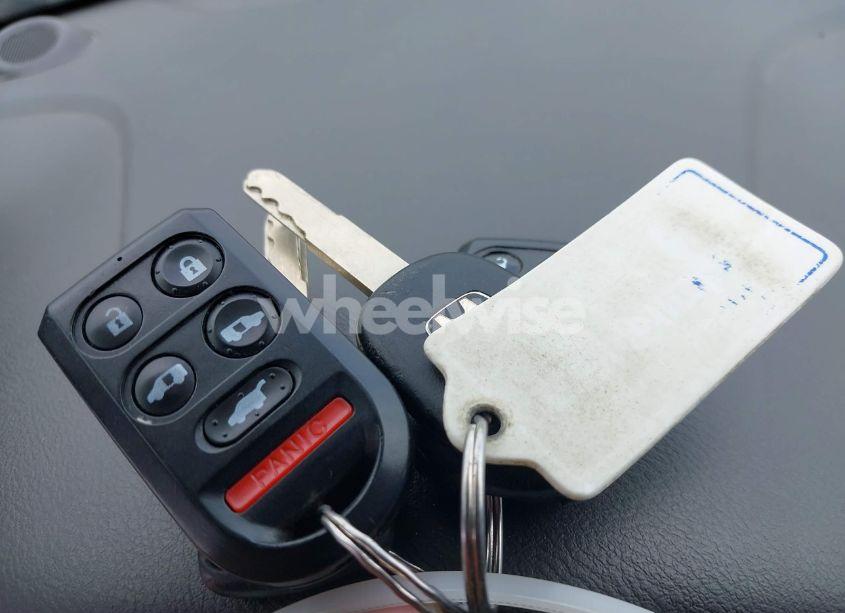 Photo 11 of 2010 Honda Odyssey TOURING (VIN 5FNRL3H99AB111555)