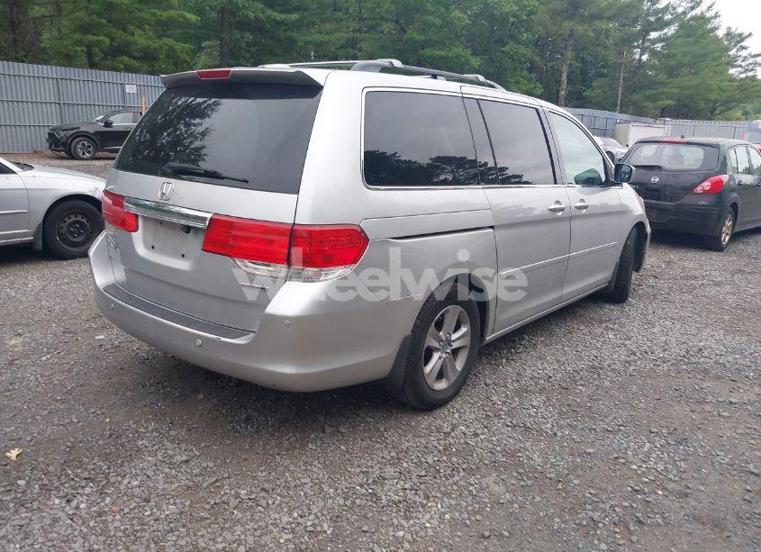 Photo 4 of 2010 Honda Odyssey TOURING (VIN 5FNRL3H9XAB090134)