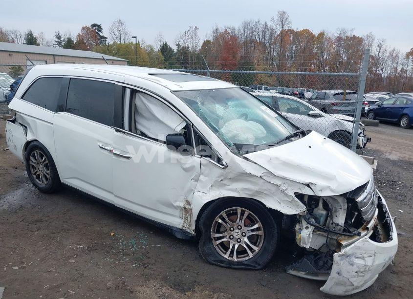 2011 Honda Odyssey EXL (VIN 5FNRL5869BB030834) main photo
