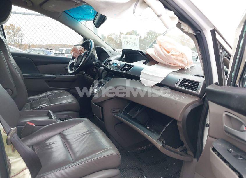 Photo 5 of 2011 Honda Odyssey EXL (VIN 5FNRL5869BB030834)