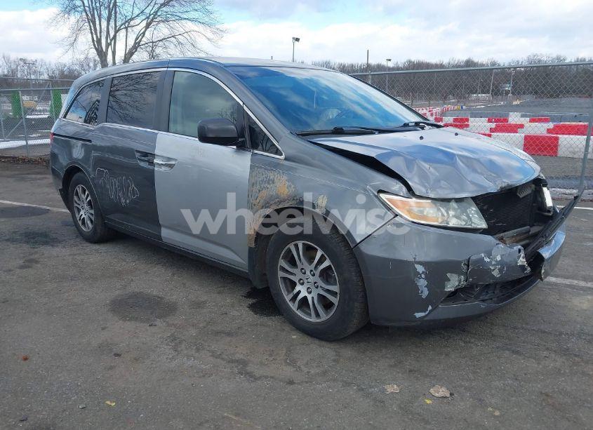 2012 Honda Odyssey LX (VIN 5FNRL5H20CB013287) main photo