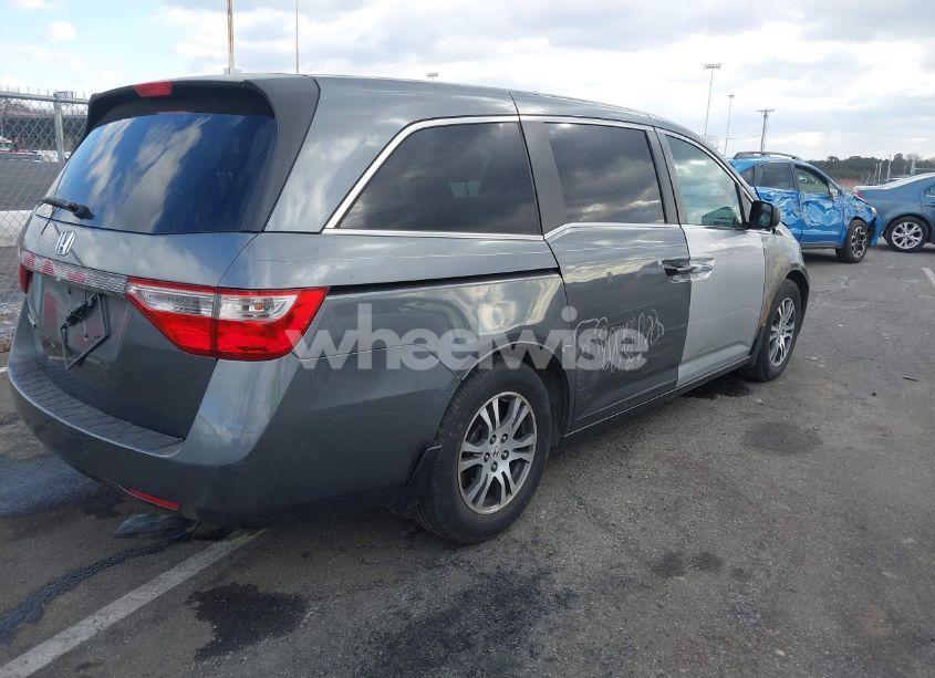 Photo 4 of 2012 Honda Odyssey LX (VIN 5FNRL5H20CB013287)