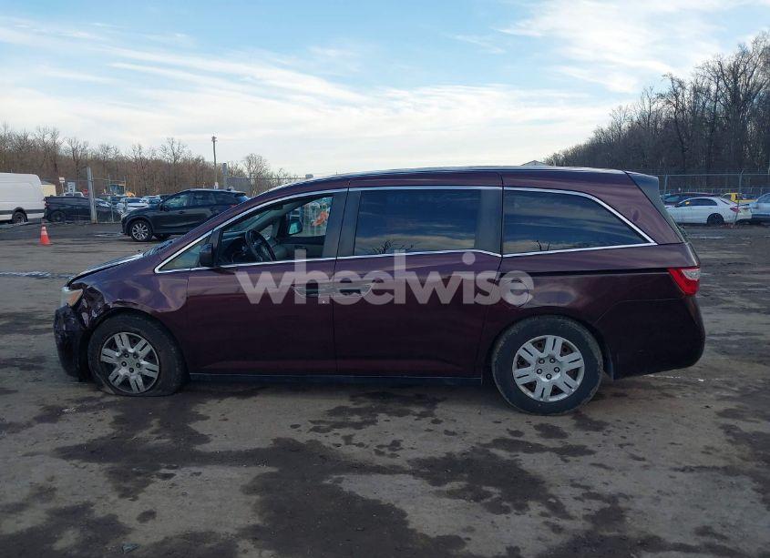 Photo 14 of 2013 Honda Odyssey LX (VIN 5FNRL5H20DB072812)