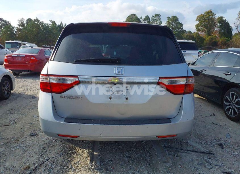 Photo 16 of 2013 Honda Odyssey LX (VIN 5FNRL5H20DB083180)