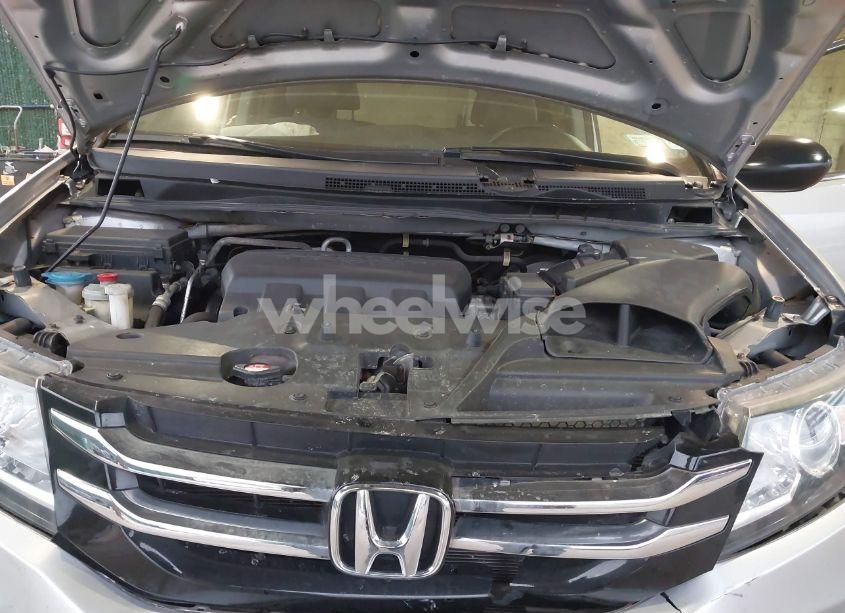Photo 10 of 2014 Honda Odyssey LX (VIN 5FNRL5H20EB006181)