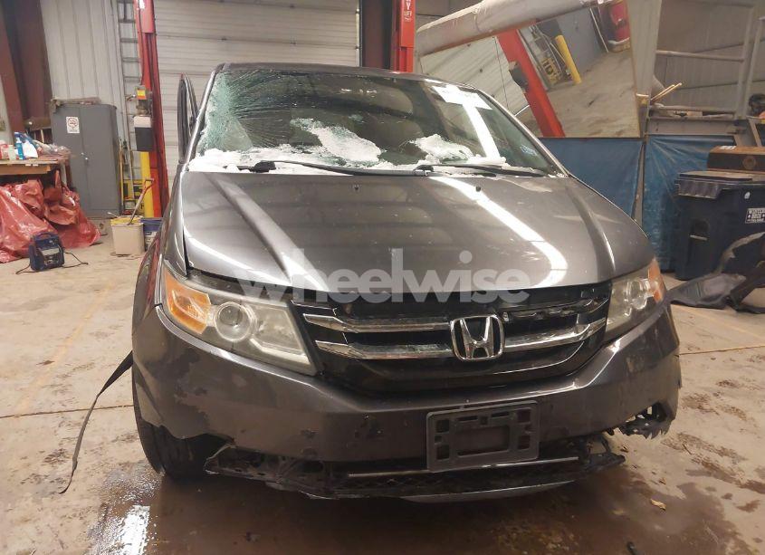 Photo 13 of 2014 Honda Odyssey LX (VIN 5FNRL5H20EB009470)
