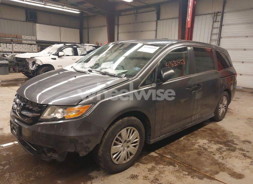 Photo 2 of 2014 Honda Odyssey LX (VIN 5FNRL5H20EB009470)
