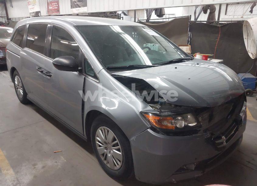 2016 Honda Odyssey LX (VIN 5FNRL5H20GB076833) main photo