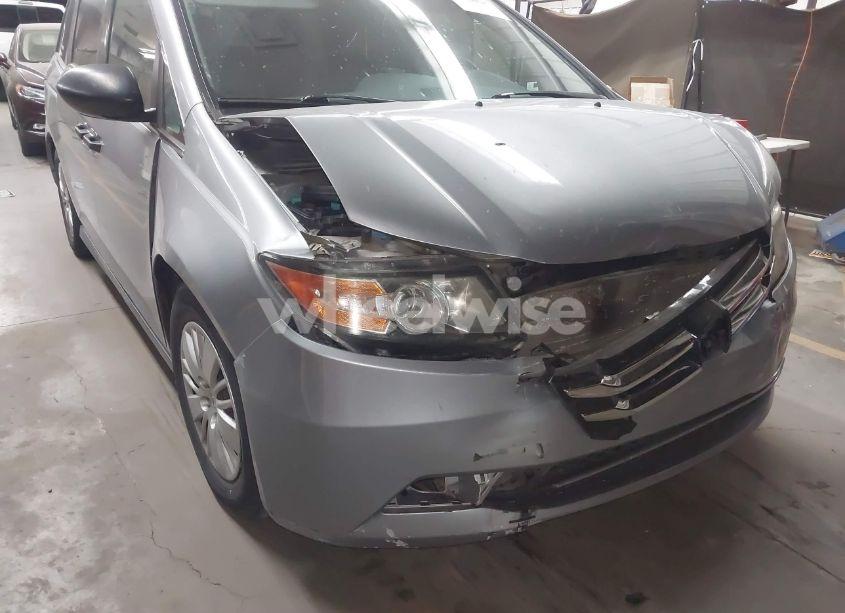 Photo 6 of 2016 Honda Odyssey LX (VIN 5FNRL5H20GB076833)