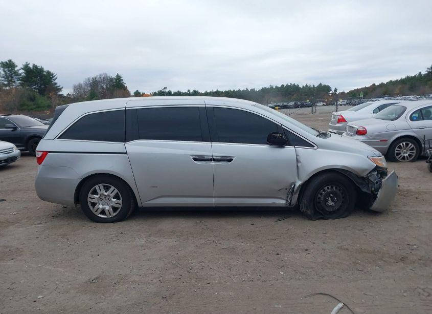 Photo 13 of 2013 Honda Odyssey LX (VIN 5FNRL5H21DB084273)