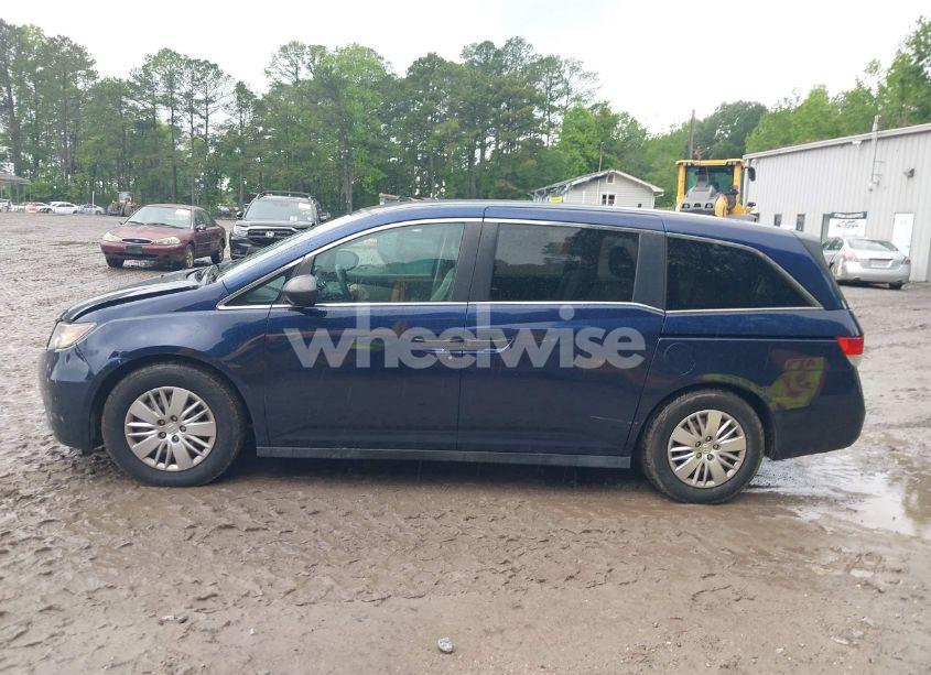 Photo 14 of 2014 Honda Odyssey LX (VIN 5FNRL5H21EB082119)