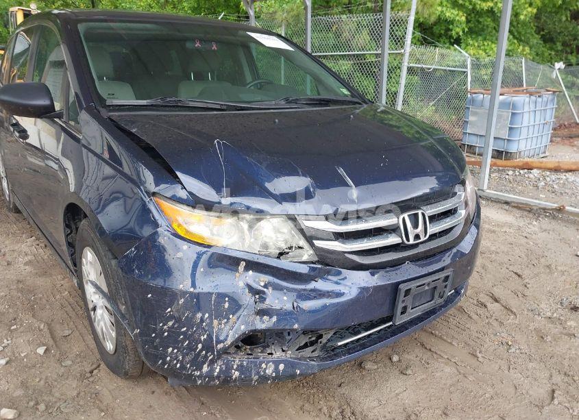 Photo 6 of 2014 Honda Odyssey LX (VIN 5FNRL5H21EB082119)