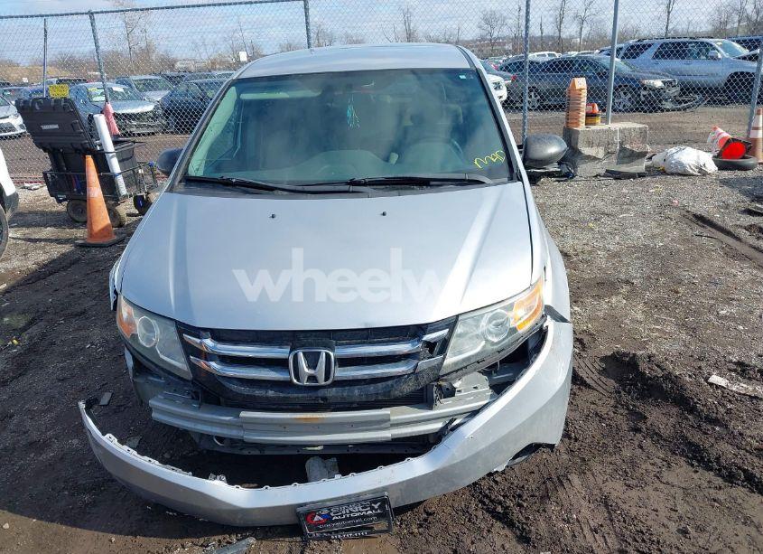 Photo 12 of 2014 Honda Odyssey LX (VIN 5FNRL5H21EB099115)