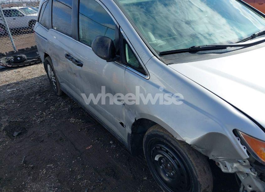 Photo 17 of 2014 Honda Odyssey LX (VIN 5FNRL5H21EB099115)