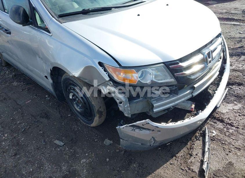 Photo 6 of 2014 Honda Odyssey LX (VIN 5FNRL5H21EB099115)
