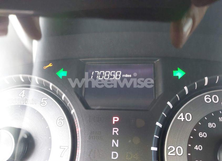 Photo 7 of 2014 Honda Odyssey LX (VIN 5FNRL5H21EB099115)