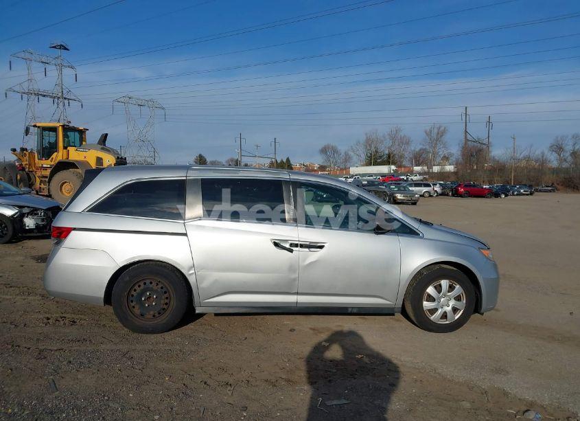 Photo 13 of 2014 Honda Odyssey LX (VIN 5FNRL5H21EB105382)