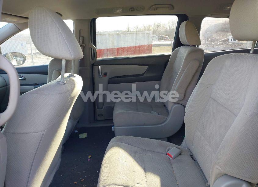Photo 8 of 2014 Honda Odyssey LX (VIN 5FNRL5H21EB105382)
