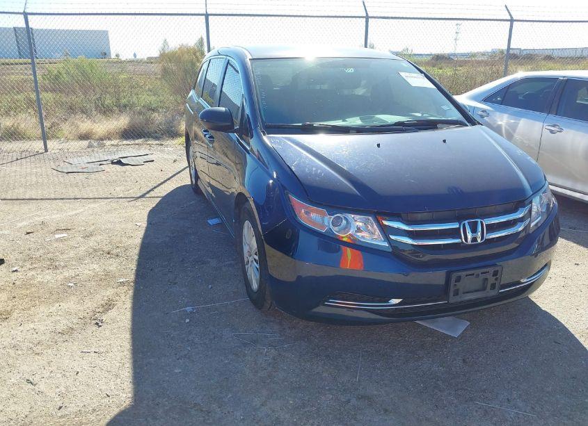 2014 Honda Odyssey LX (VIN 5FNRL5H21EB121985) main photo