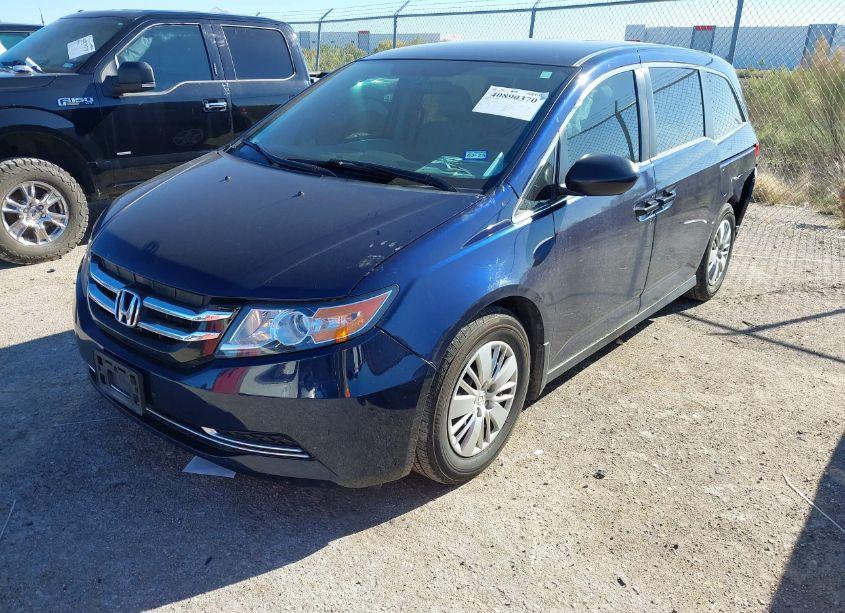 Photo 2 of 2014 Honda Odyssey LX (VIN 5FNRL5H21EB121985)