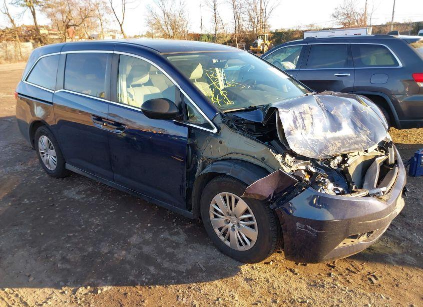 2016 Honda Odyssey LX (VIN 5FNRL5H21GB093432) main photo