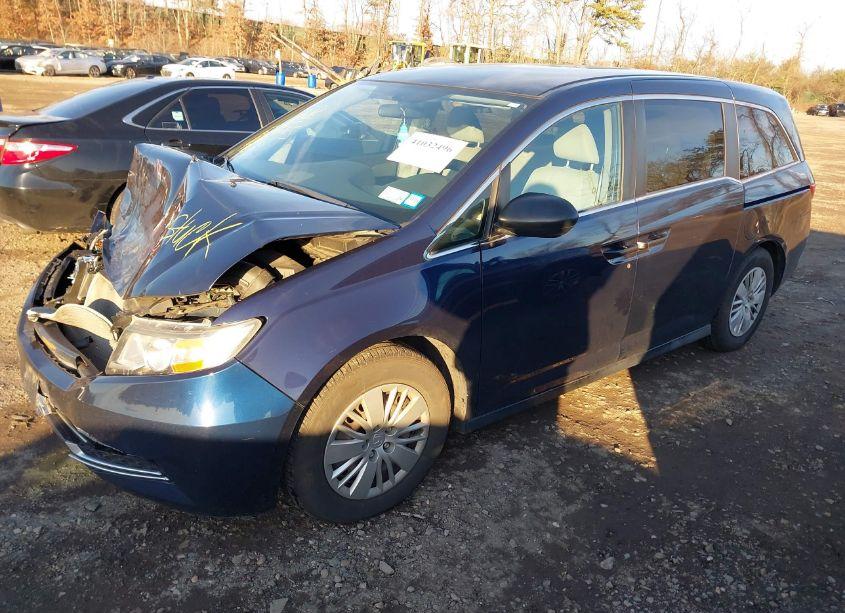 Photo 2 of 2016 Honda Odyssey LX (VIN 5FNRL5H21GB093432)