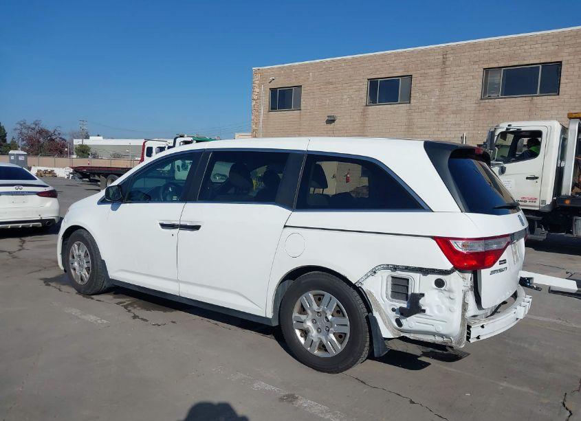 Photo 3 of 2013 Honda Odyssey LX (VIN 5FNRL5H22DB078353)