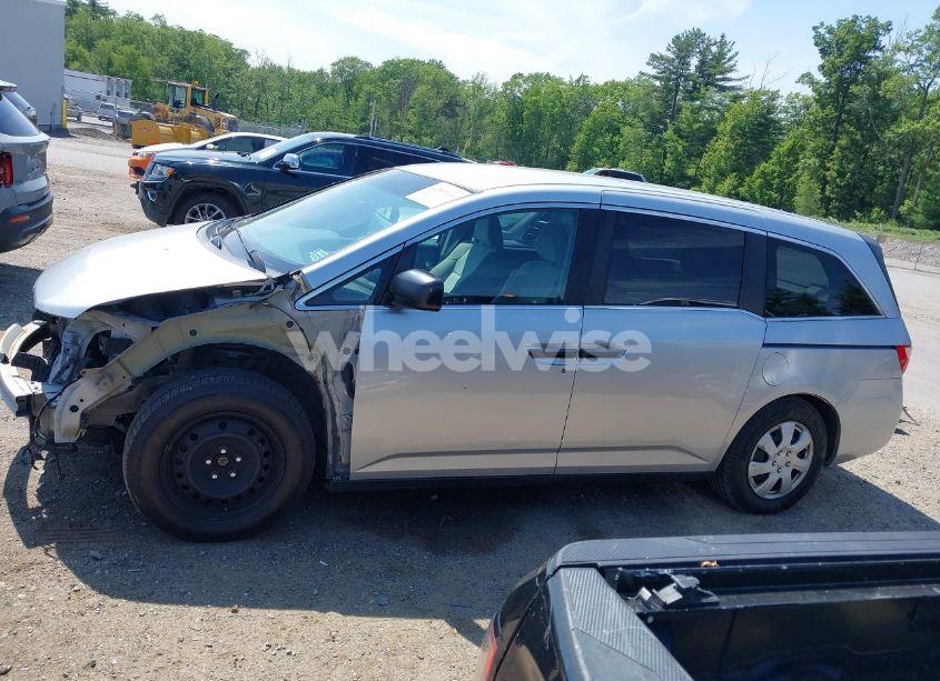 Photo 15 of 2013 Honda Odyssey LX (VIN 5FNRL5H22DB078398)