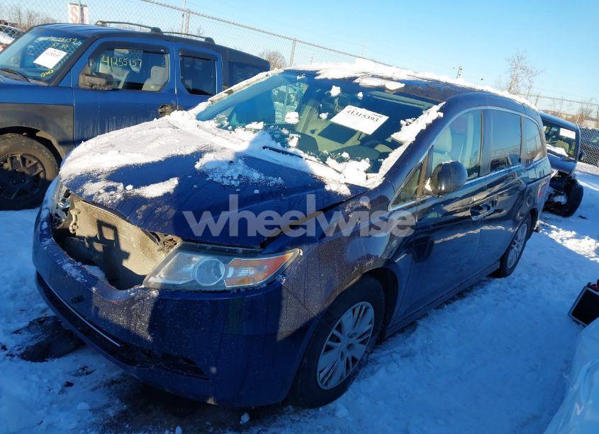 Photo 2 of 2014 Honda Odyssey LX (VIN 5FNRL5H22EB003735)