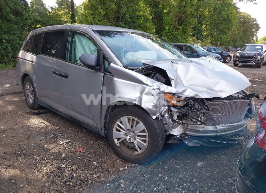 2014 Honda Odyssey LX (VIN 5FNRL5H22EB110087) main photo